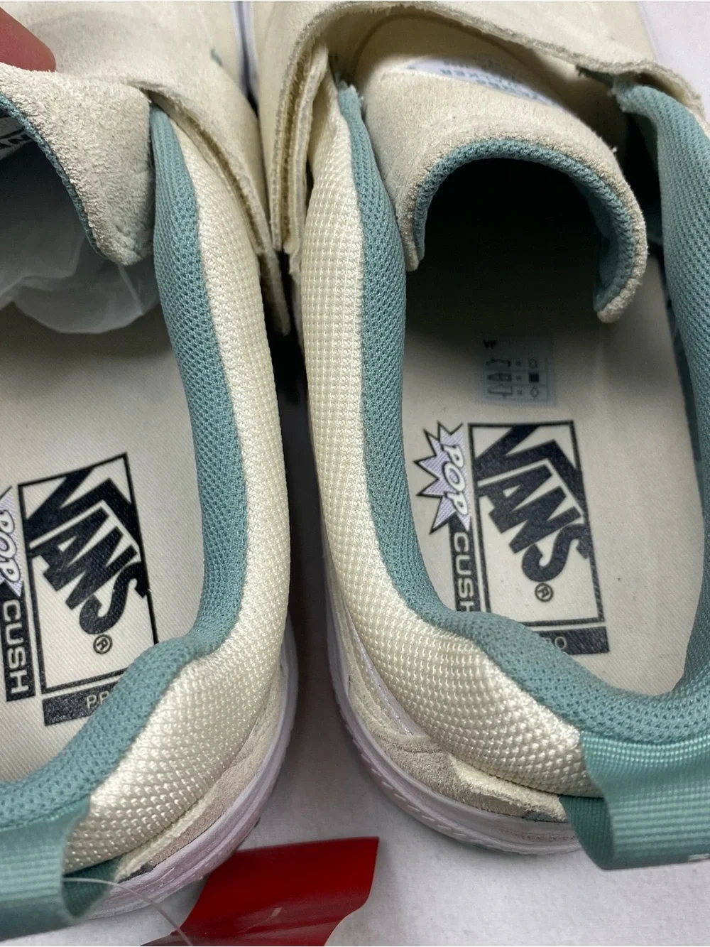 Vans Men’s Cream & Teal Low-Top Strap Sneakers